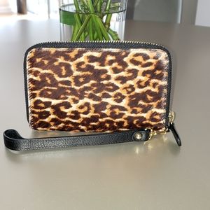 Wristlet